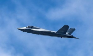 歼-35弹舱细节公开：6枚霹雳-15只是前菜，真正的王牌是神秘弹药