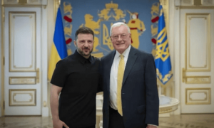 又来了！劝不了俄罗斯，美国特使只能对中方放狠话，只要中国肯同意，俄乌冲突24小时结束