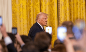 28国集体施压，中国坚决不妥协，普京政府却率先对美让步，石油能源向美敞开大门